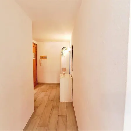 Navarra 08 Familidays Appartement *